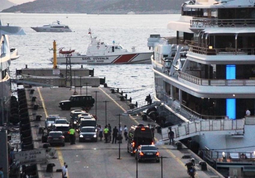 Katar kraliyet ailesi, 2 kamyon eşya 500 valizle Bodrum’a geldi