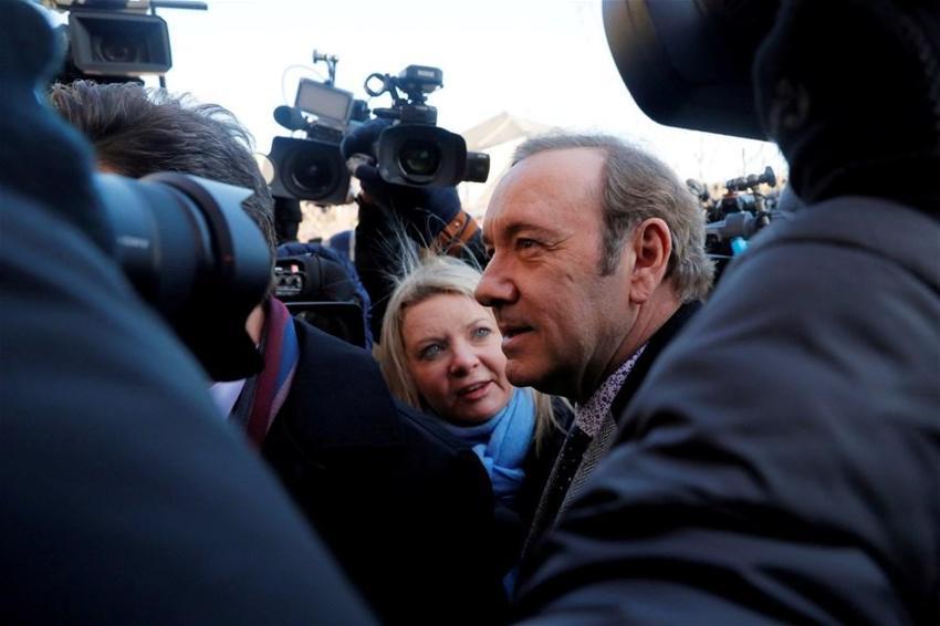 Kevin Spacey hakkında şok eden iddia! Erkek çocuklarını istismar etti
