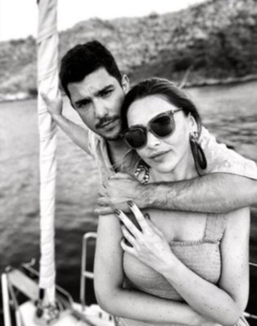 Hadise aşka geldi! Paylaştı