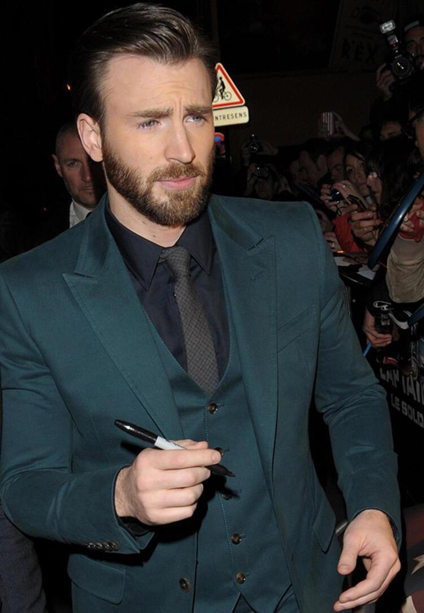 Çıplak fotoğraf sonrası Chris Evans'tan mesaj var