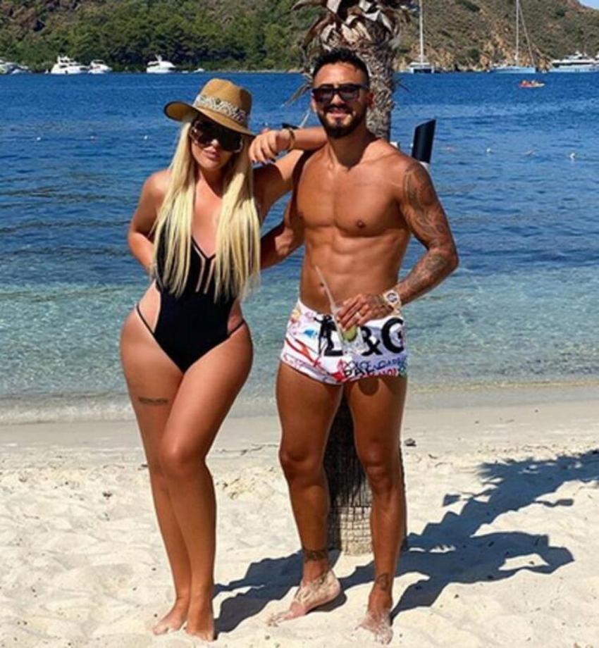 Deniz Akkaya ile Selin Ciğerci arasında çocuk kavgası