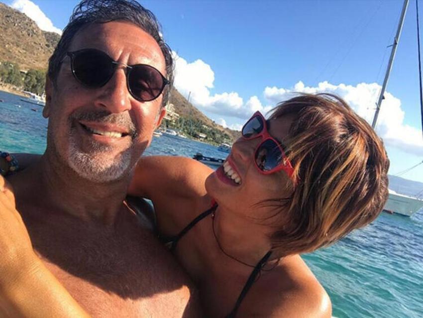 Cem Özer'in fotoğraf ve mesajları ifşa olmuştu! Eşinden ilk açıklama geldi