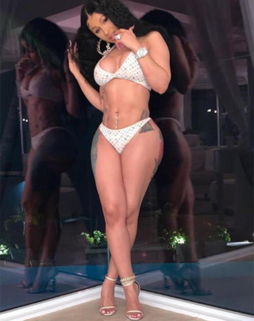 Cardi B. çıplak fotoğrafını paylaştı! 'Suçlu kimse değil...'