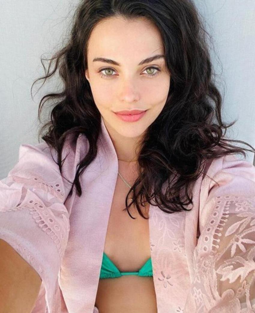Tuvana Türkay yeni sevgilisiyle orada ortaya çıktı