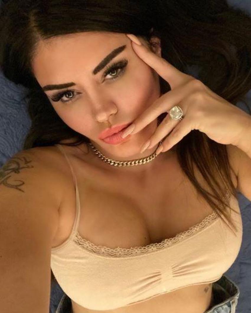 Ebru Polat arkadaşıyla sevgili oldu: 'Bu sefer onun sözünü dinledim'