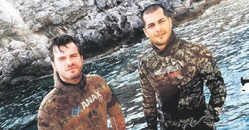 Kıvanç Tatlıtuğ ve Çağatay Ulusoy balık tutmaya Bodrum'a gitti