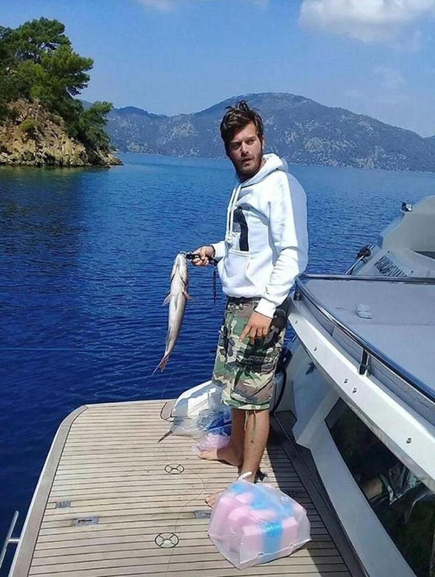 Kıvanç Tatlıtuğ ve Çağatay Ulusoy balık tutmaya Bodrum'a gitti