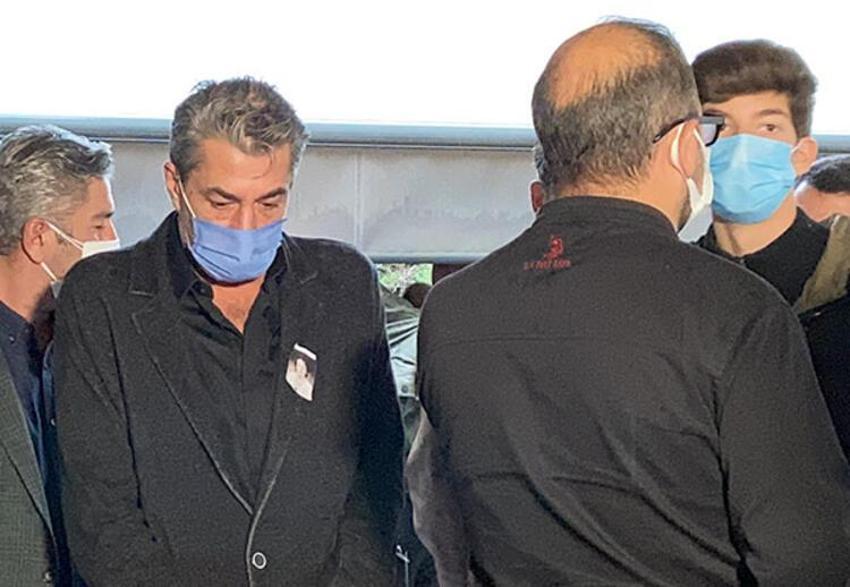 Erkan Petekkaya'nın annesi son yolculuğuna uğurlandı