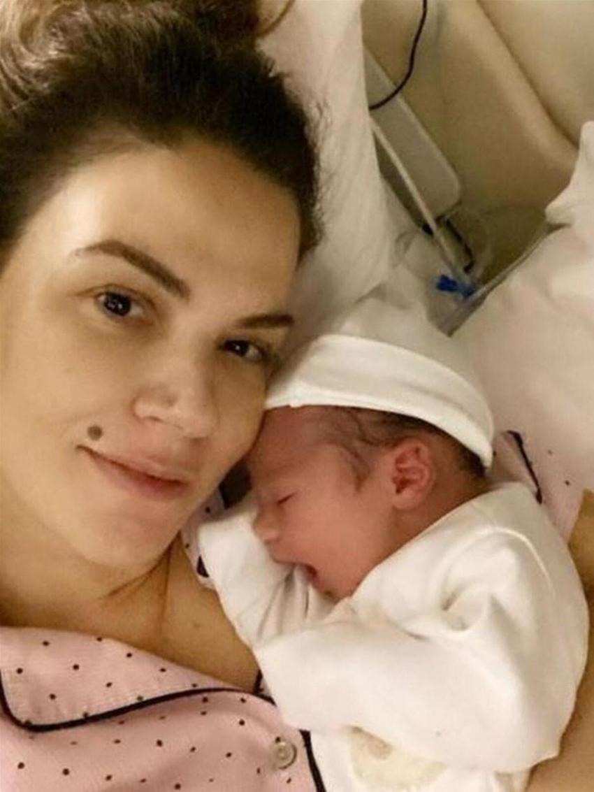 Tülin Şahin zor günleri geride bıraktı: Kızım sayesinde kendimi buldum