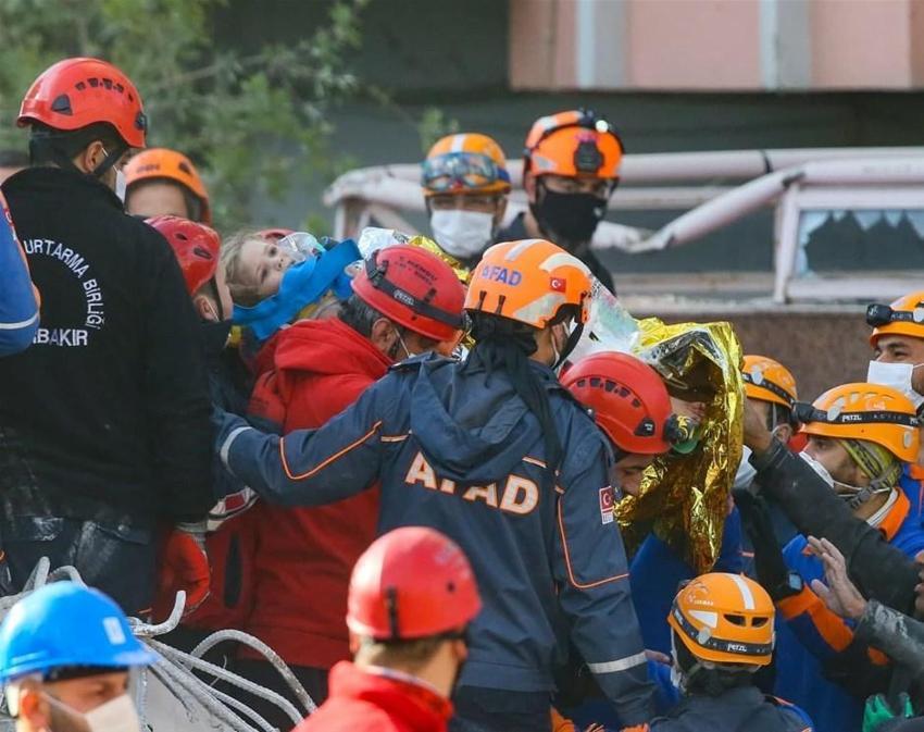 91. saatte Ayda mucizesi! 'Ağlaya ağlaya çıkardık...'