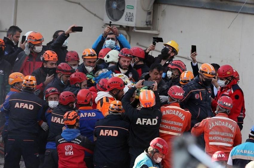 91. saatte Ayda mucizesi! 'Ağlaya ağlaya çıkardık...'