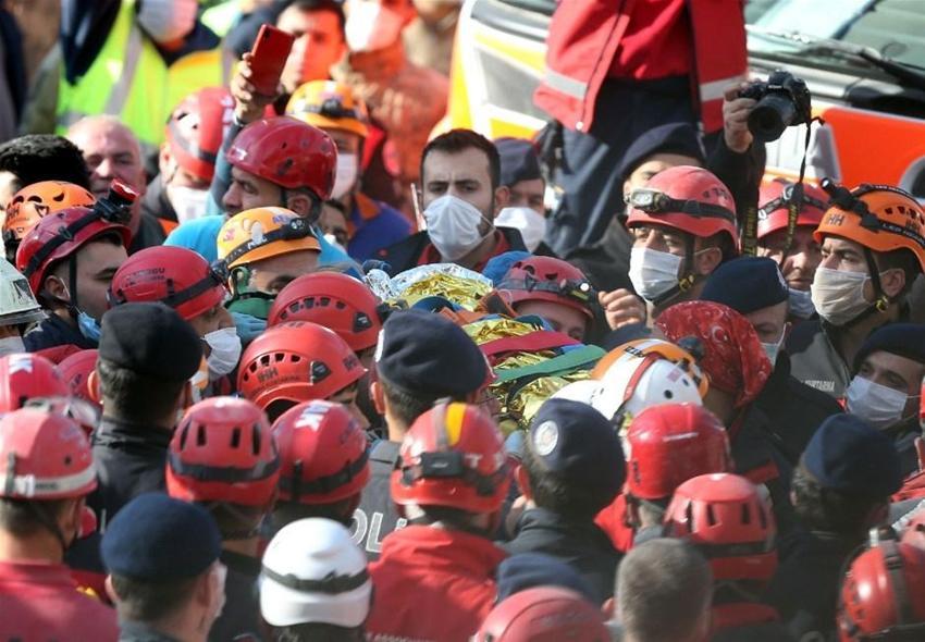 91. saatte Ayda mucizesi! 'Ağlaya ağlaya çıkardık...'