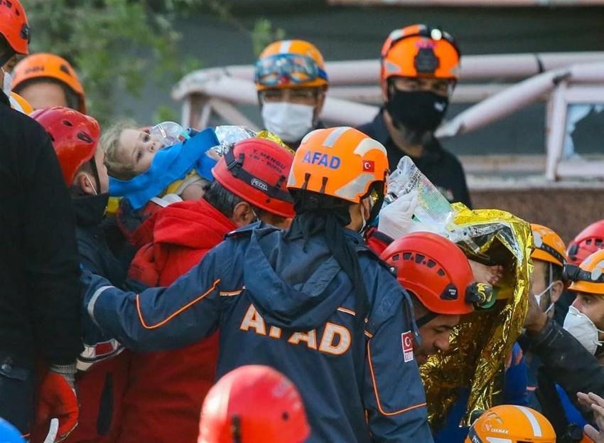 91. saatte Ayda mucizesi! 'Ağlaya ağlaya çıkardık...'