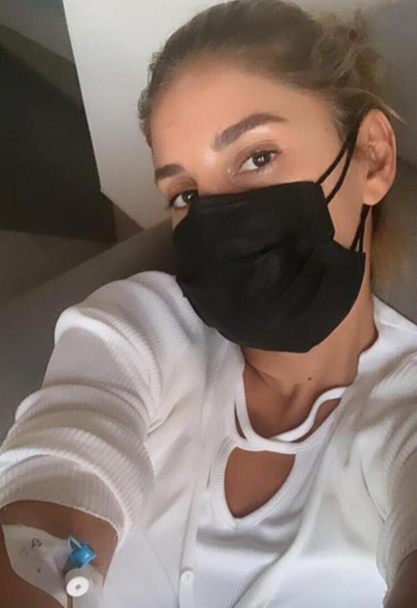 Irmak Ünal koronavirüse yakalanmıştı,hastaneye kaldırıldı!