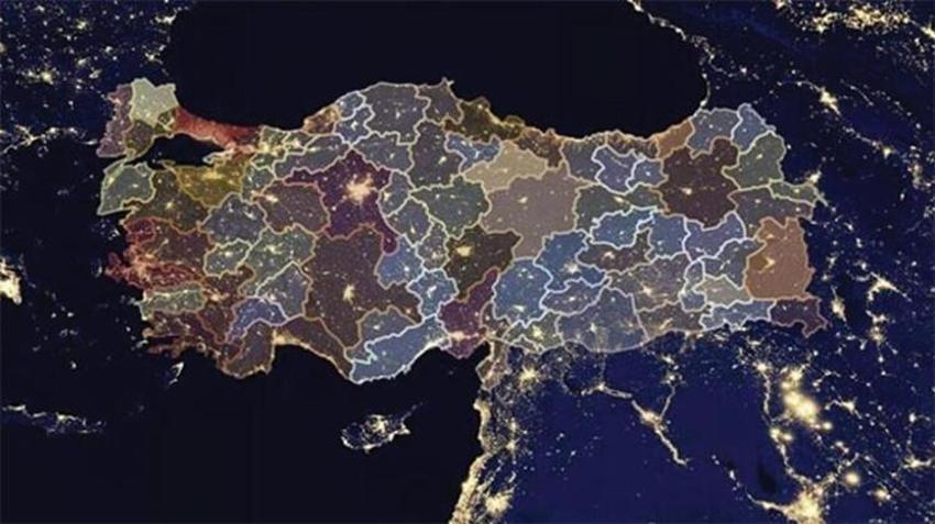 Koronavirüs yasakları peş peşe geldi! İstanbul ve Ankara'da 65 yaş üstü için sokağa çıkma kısıtlaması...