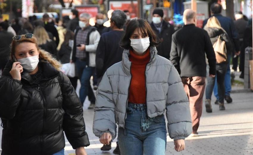 Koronavirüs yasakları peş peşe geldi! İstanbul ve Ankara'da 65 yaş üstü için sokağa çıkma kısıtlaması...