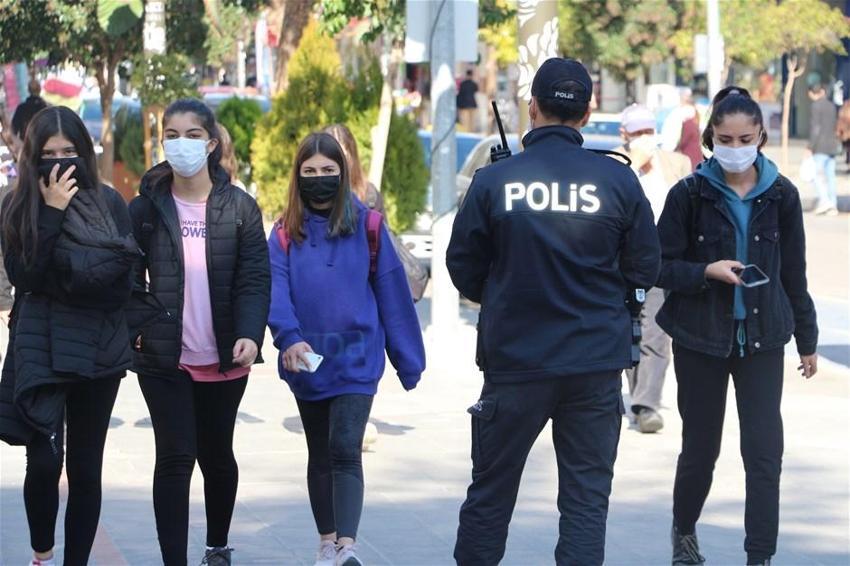 İçişleri Bakanlığı 81 ile genelge gönderdi! Sokağa çıkma yasağı saatleri, açık ve kapalı yerler...