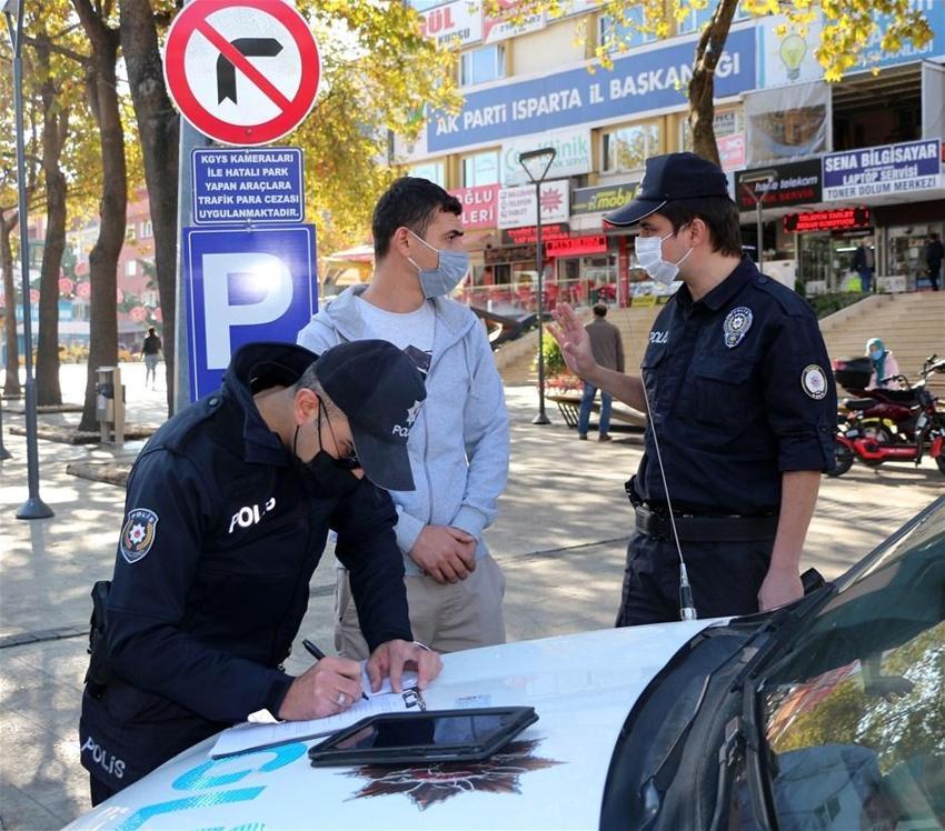İçişleri Bakanlığı 81 ile genelge gönderdi! Sokağa çıkma yasağı saatleri, açık ve kapalı yerler...