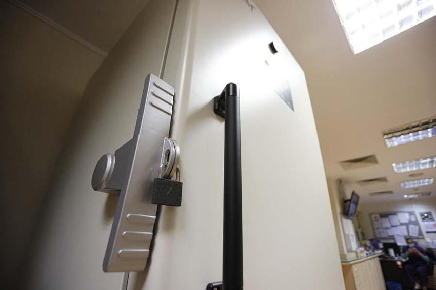 Türk profesör Uğur Şahin'in korona aşısı böyle saklanıyor! İlk kez görüntülendi...