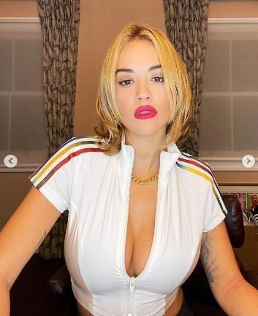 Rita Ora'nın doğum günü partisini polis bastı