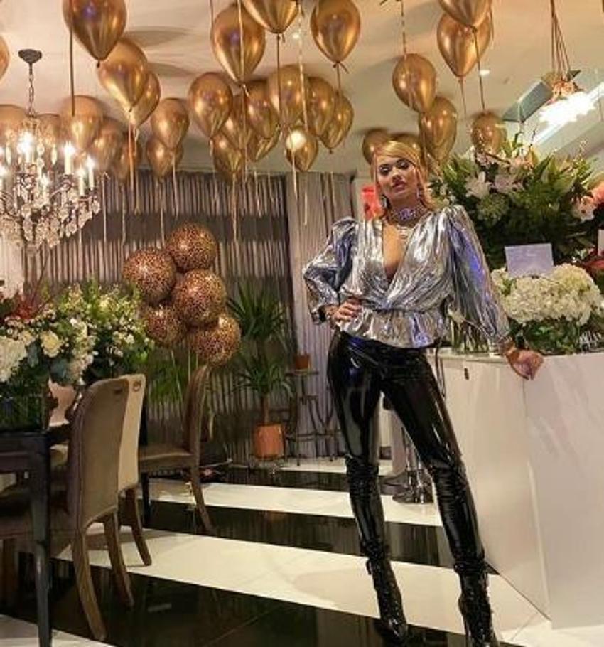 Rita Ora'nın doğum günü partisini polis bastı