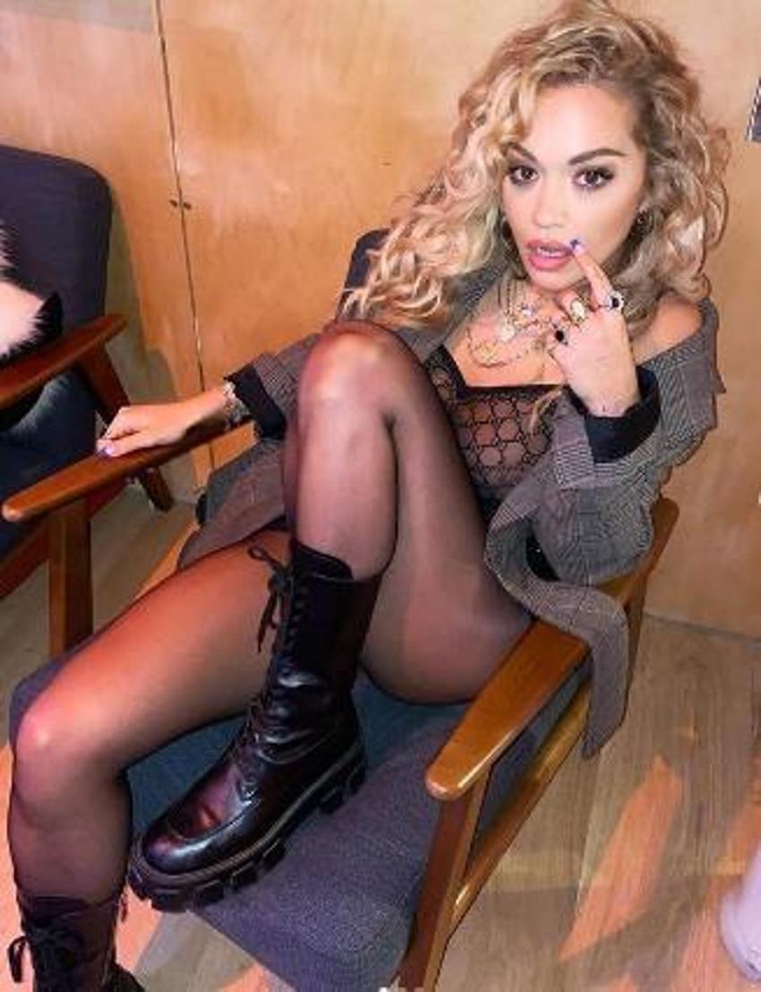Rita Ora'nın doğum günü partisini polis bastı