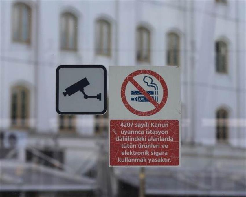 Hafta içi ve hafta sonu sokağa çıkma yasağı ile ilgili yeni karar! Yılbaşı 4 gün yasak...