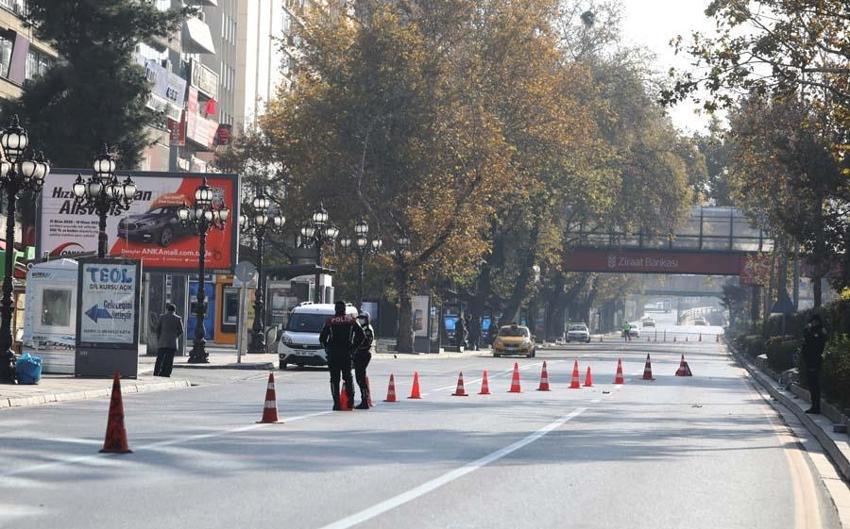 Hafta içi ve hafta sonu sokağa çıkma yasağı ile ilgili yeni karar! Yılbaşı 4 gün yasak...