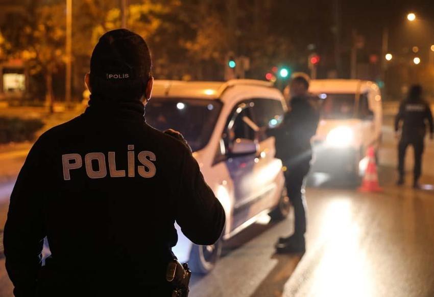 Hafta içi ve hafta sonu sokağa çıkma yasağı! Flaş açıklama geldi...