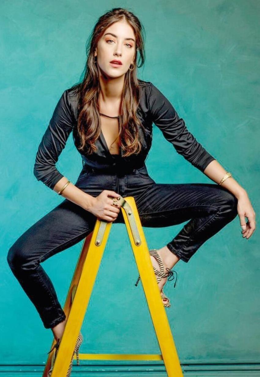 Hazal Kaya kararını verdi!