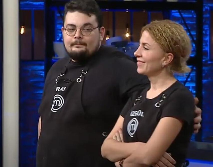 MasterChef'e veda eden Eray Aksungur'un dede acısı