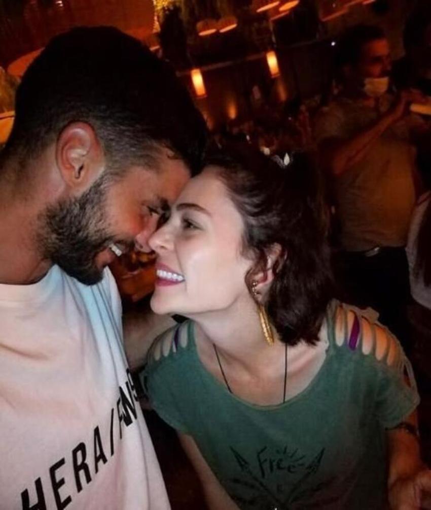 Berk Oktay hakkında şok iddia! 'Cinsiyet değiştirme operasyonu öncesi benimle ilişkiye girdi'
