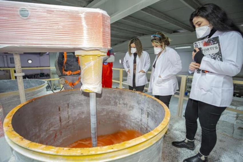 Risk aldı, borç parayla açtı, şimdi fabrikası var