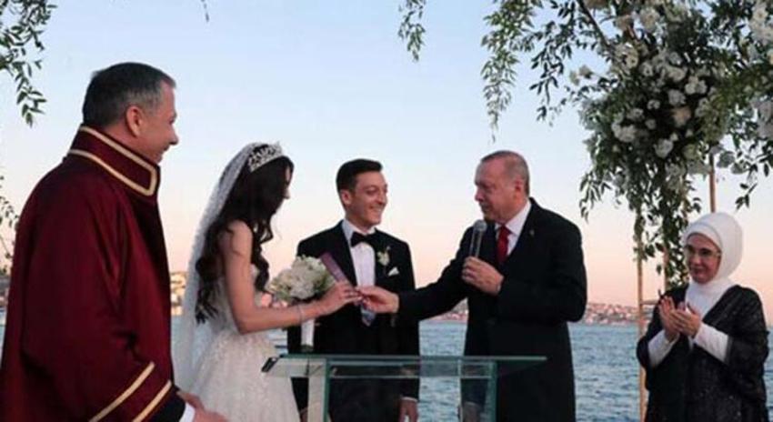 Acun Ilıcalı kaleyi içten fethetti!