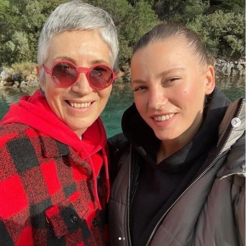 Serenay Sarıkaya'ya eleştiri yağmuru