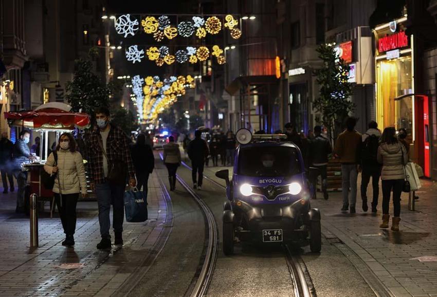 Sokağa çıkma yasağı ile ilgili flaş gelişme! Bakanlık açıkladı...