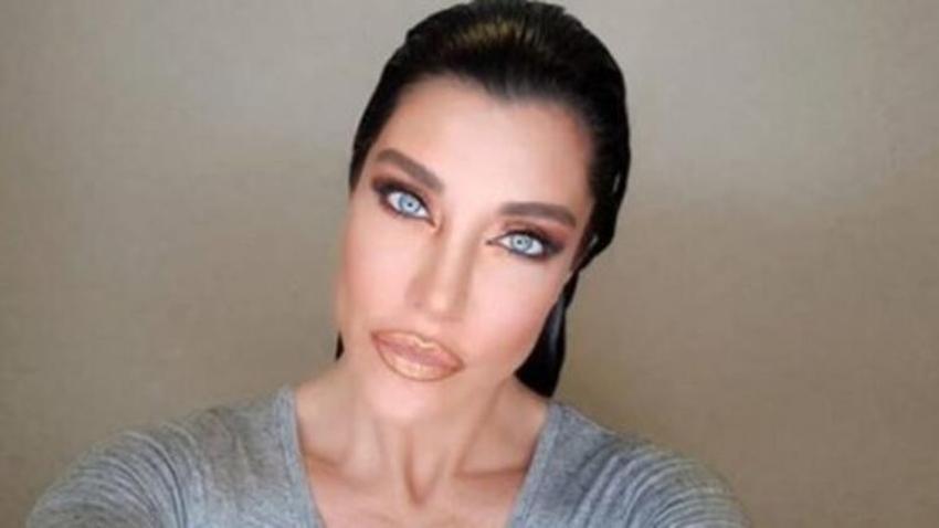 Deniz Akkaya'nın pozları olay oldu! 'Mekanın sahibi geri geldi'