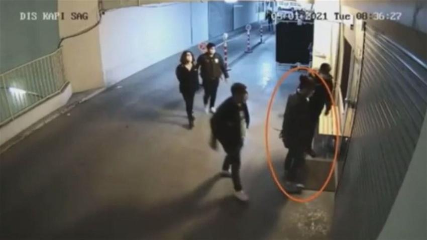 İstanbul Emniyet Müdürlüğü 'çıplak arama' iddiasını görüntülerle yalanladı