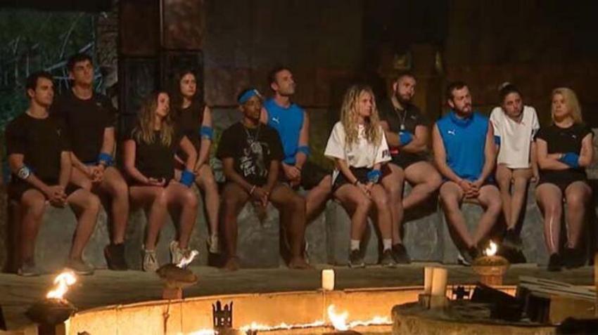 Survivor 2021'e o isim veda etti! Gözyaşlarını tutamadılar...