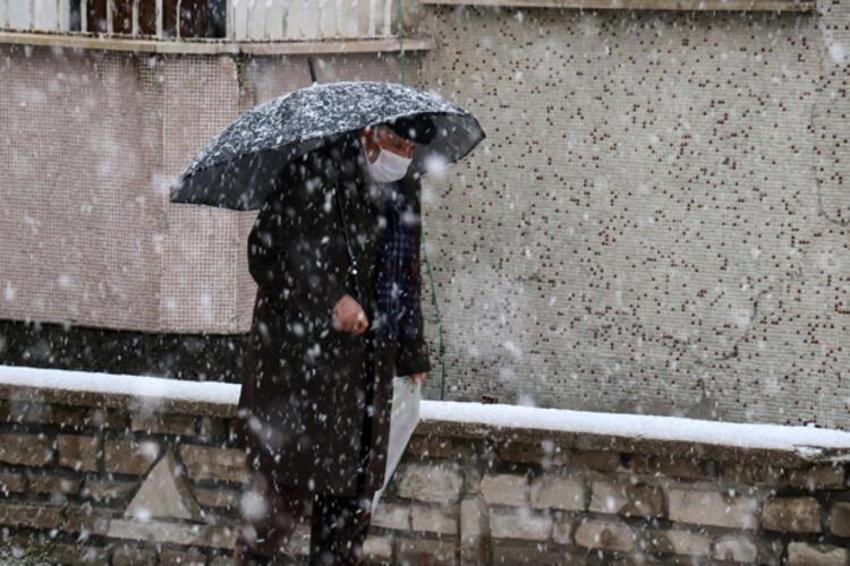 İstanbul'a kar geliyor! Tarih verildi ve ilçe ilçe açıklandı...