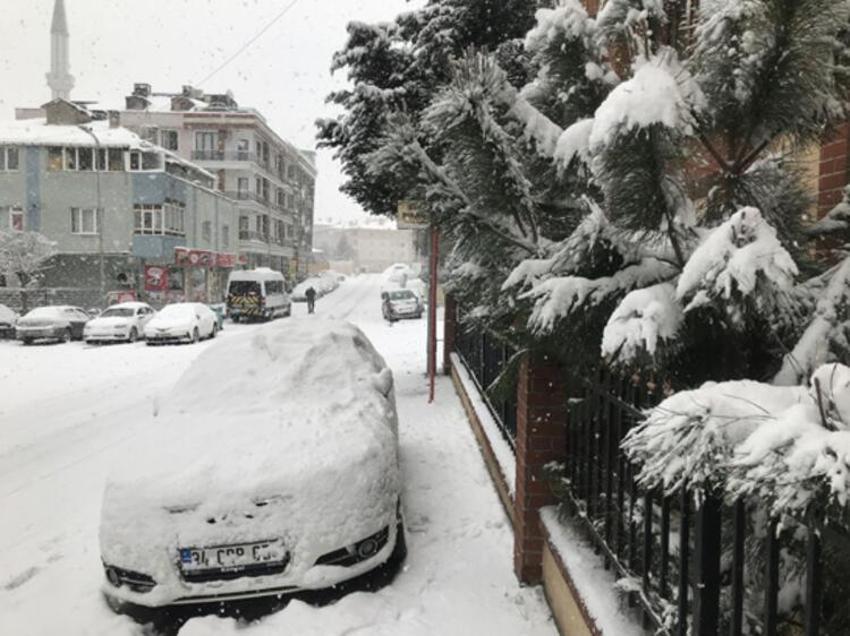 İstanbul'a kar geliyor! Tarih verildi ve ilçe ilçe açıklandı...