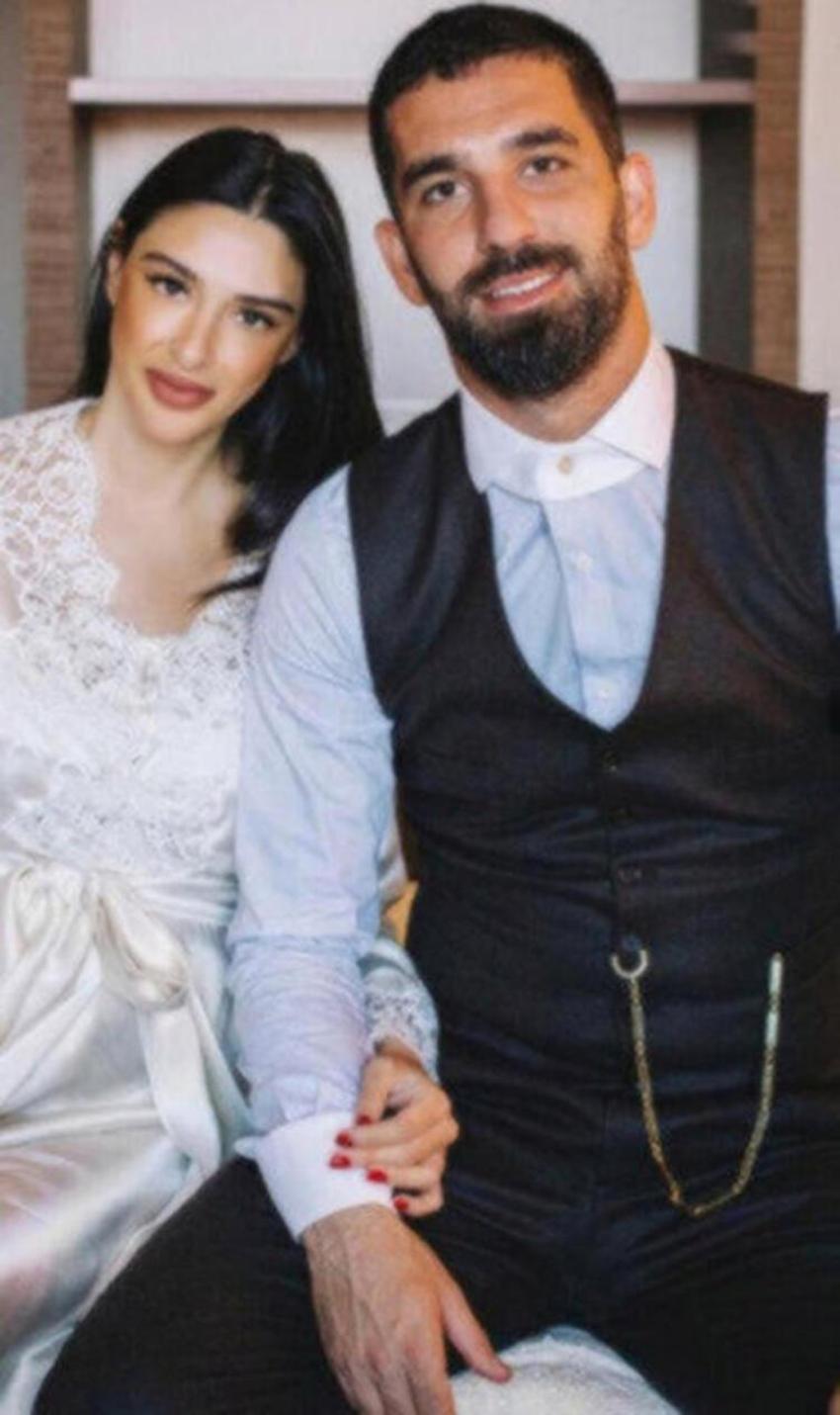 Aslıhan Doğan Turan: İyi ki doğdun hayat arkadaşım!