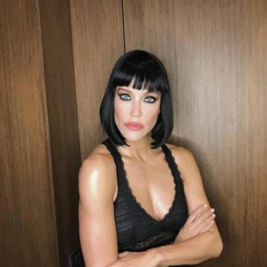 Deniz Akkaya'dan Coşkun Sabah'a gönderme!