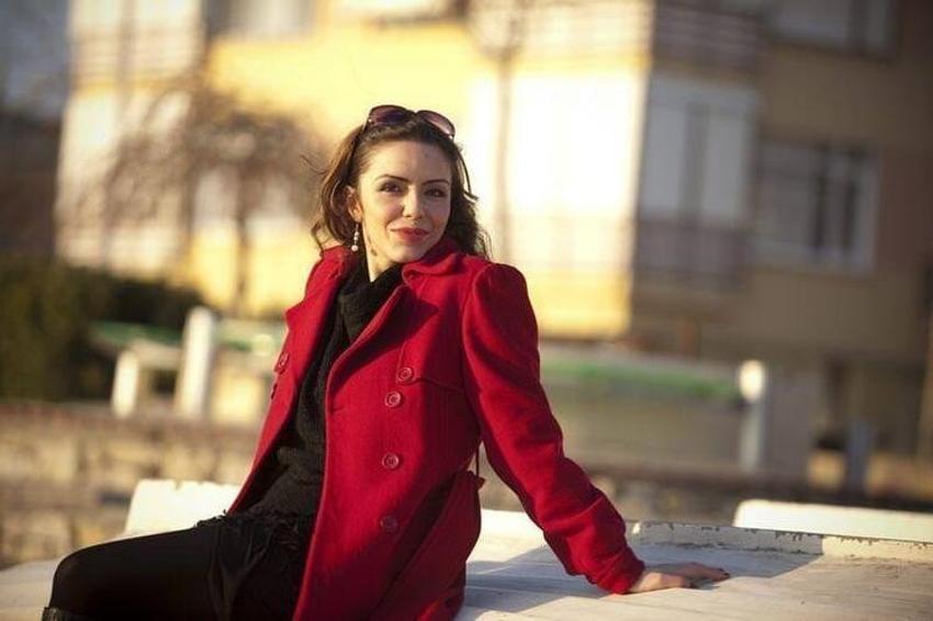 Orhan Pamuk'la ilişkisini anlattı! 'Benimle keyif yapıp, onunla geziyordu'