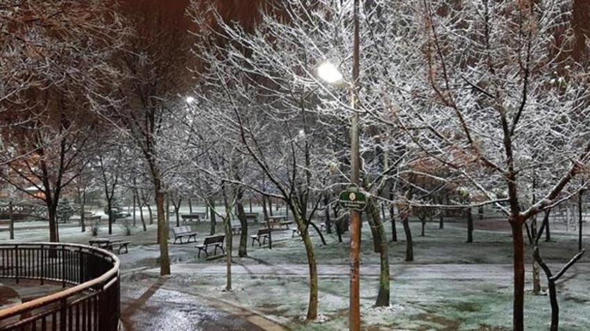 Meteoroloji'den İstanbul için peş peşe kar uyarısı! Tulpar yola çıktı...
