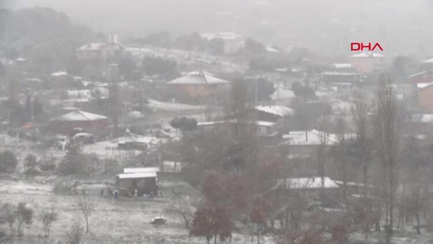 Meteoroloji'den İstanbul için peş peşe kar uyarısı! Tulpar yola çıktı...