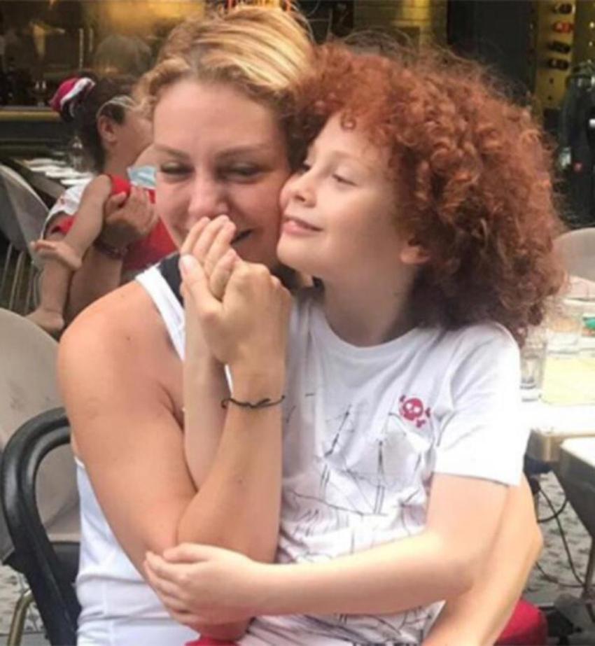 Beste Açar'ın Kayahan özlemi: Anlatamam, yazamam ve söyleyemem