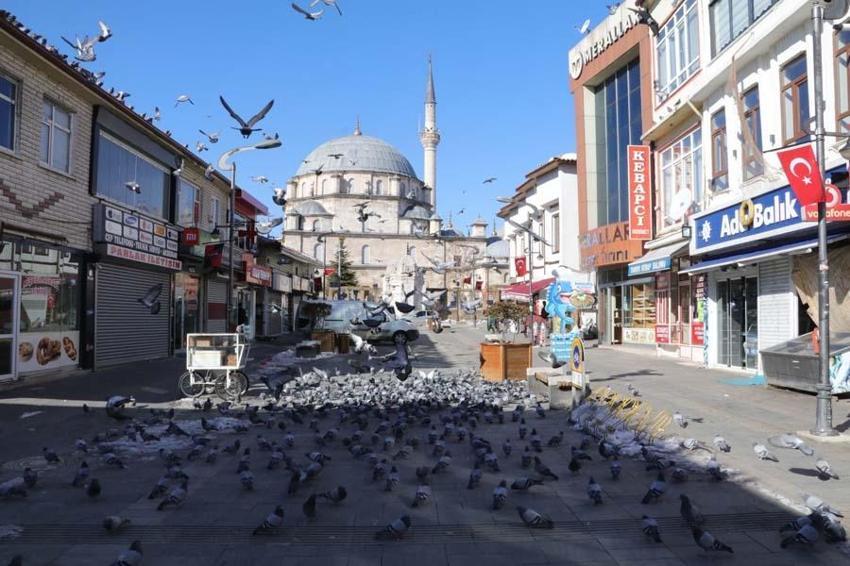 Kısıtlamalardan sonra kafe, restoran ve lokantalara yeni model! İşte mart ayında normalleşecek iller...