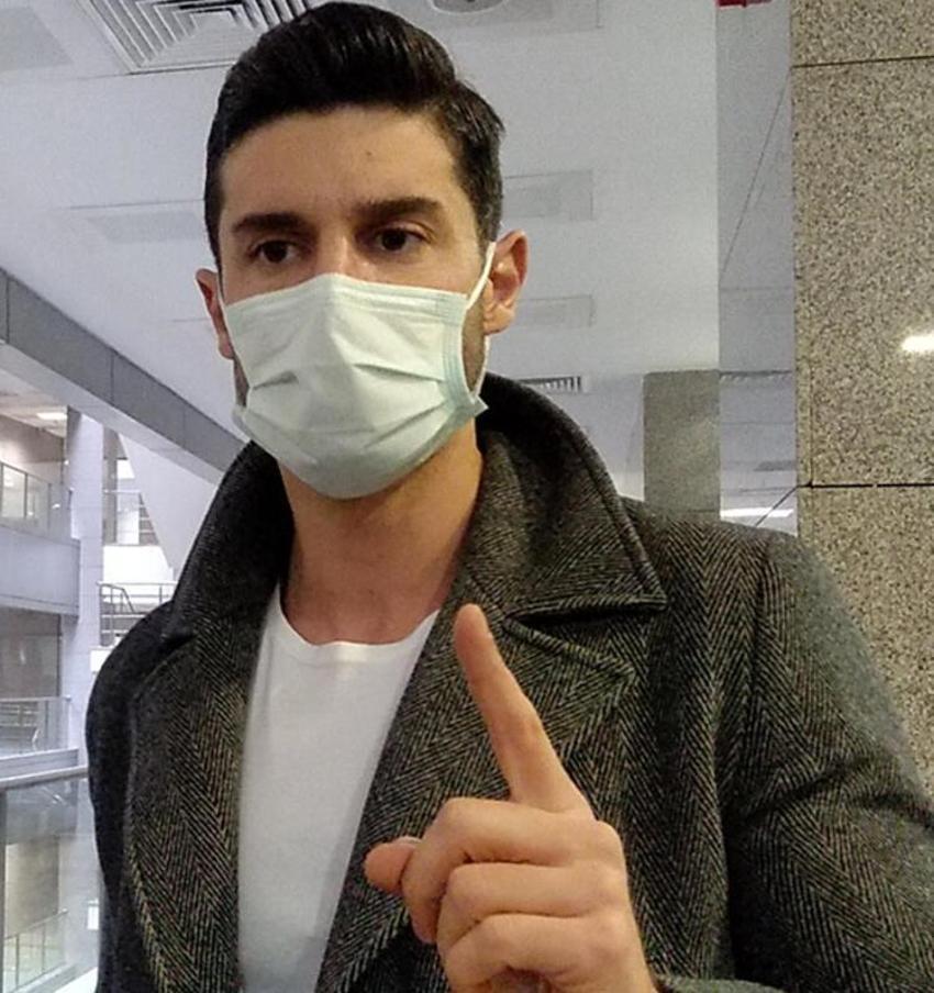 Berk Oktay'dan kafa karıştıran açıklama! 250 bin TL'lik saat!