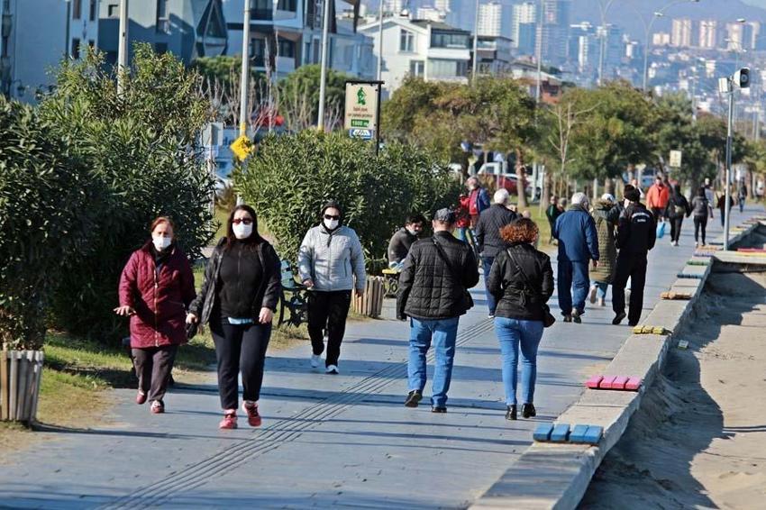 Hafta içi ve hafta sonu sokağa çıkma yasağı ile ilgili yeni adım! Ertelendi...